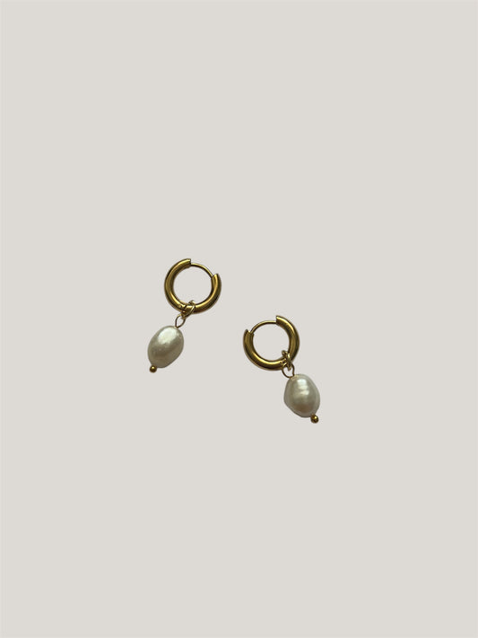 Gold Freshwater Pearl Huggies