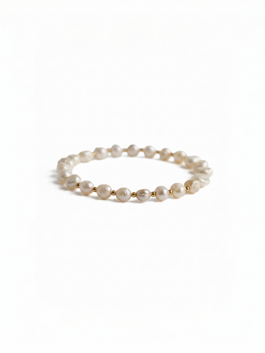 Classic Pearl Bracelet